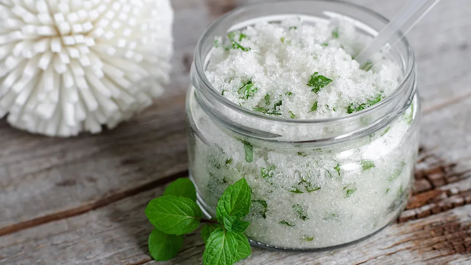 Hemgjord body scrub.