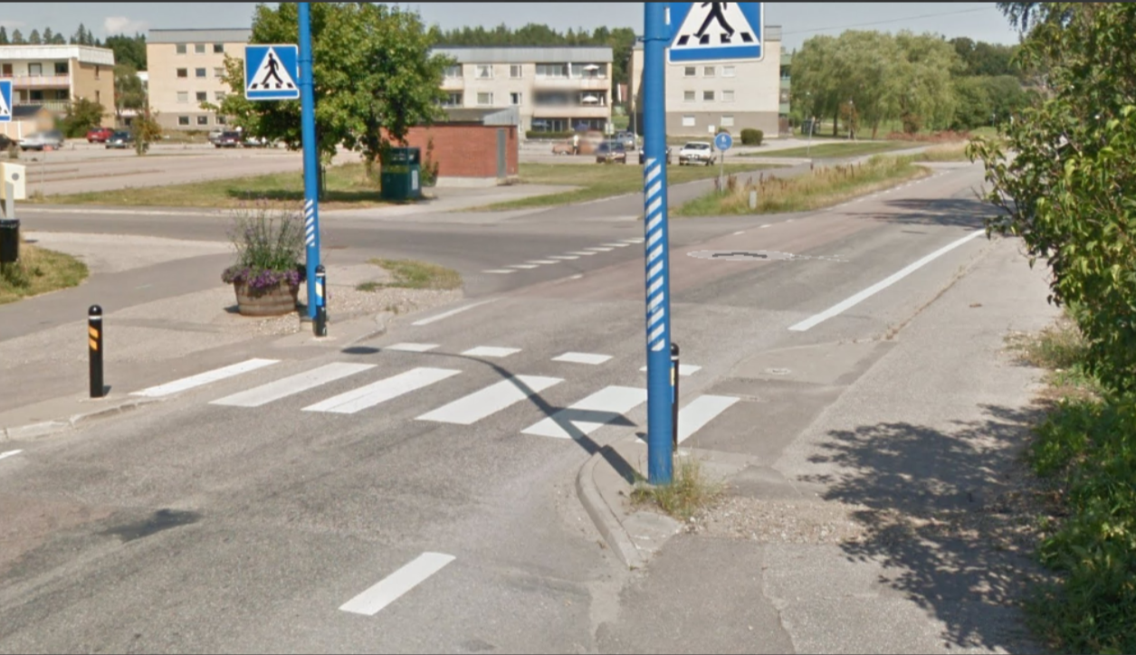 Övergångsställe på Ärnäsvägen i Mariefred.