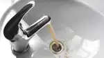 Missfärgat vatten från kran
