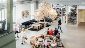 ReTuna Återbruksgallerias entré